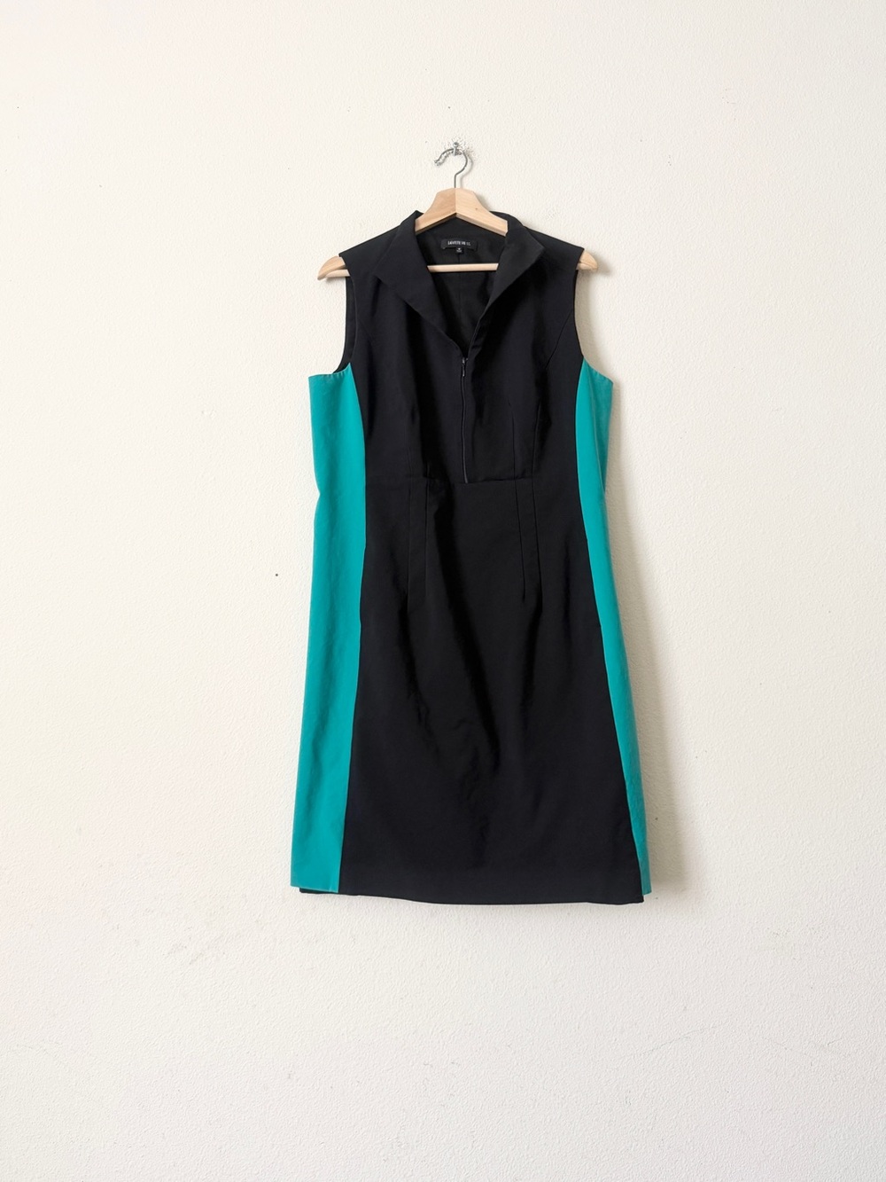 LaFayette 148 SIZE 16 black and green colorblock Vneck shift dress
